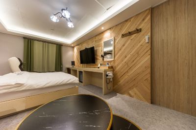 Jeongyang The Signature Relax Room (Styler (Random)/PC, Air Purifier) ​​(Bathtub)