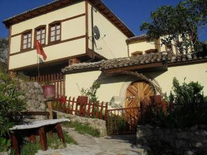 Rooms Emiliano Castle of Kruja