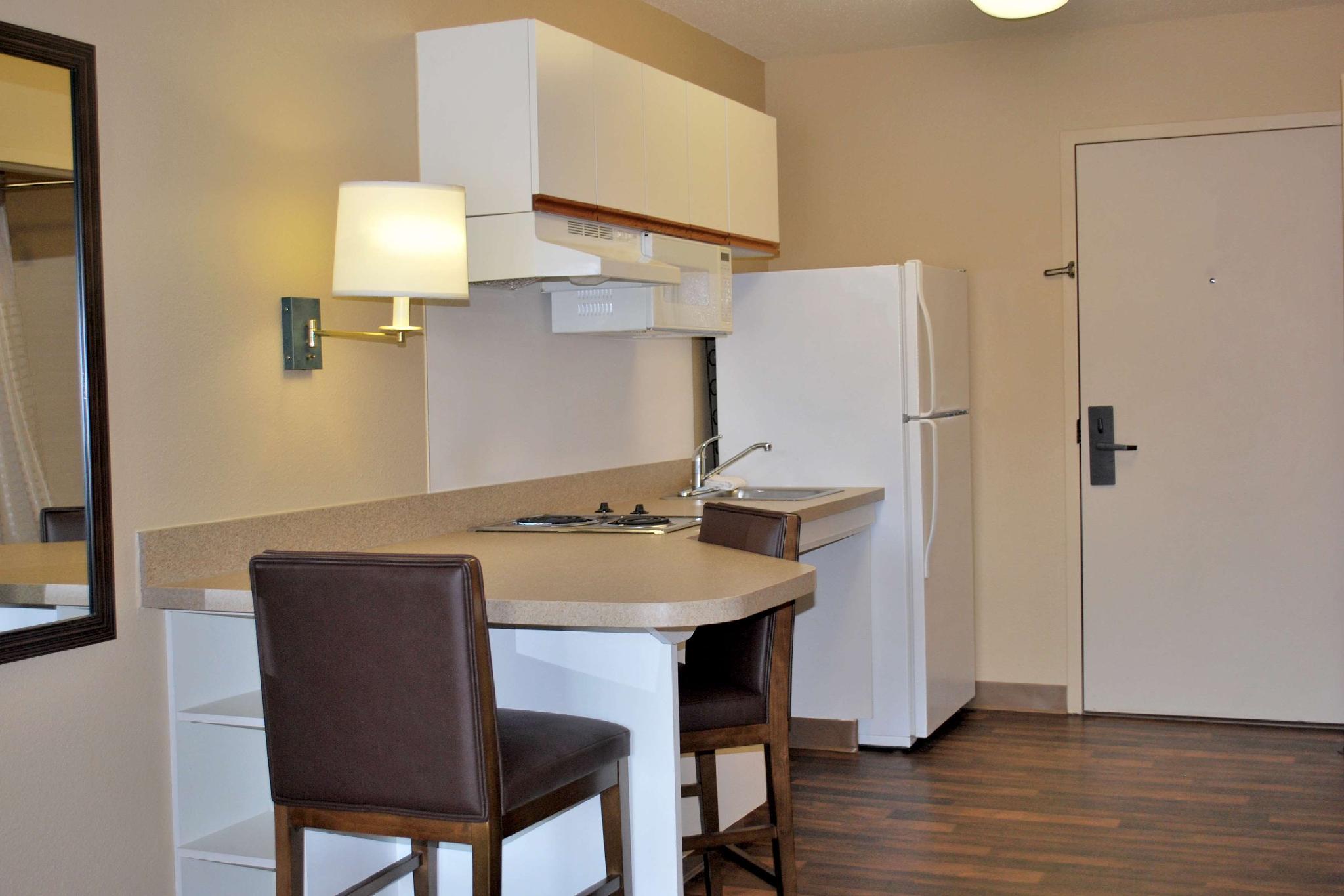 Extended Stay America Suites - Los Angeles - Torrance - Del Amo Circle