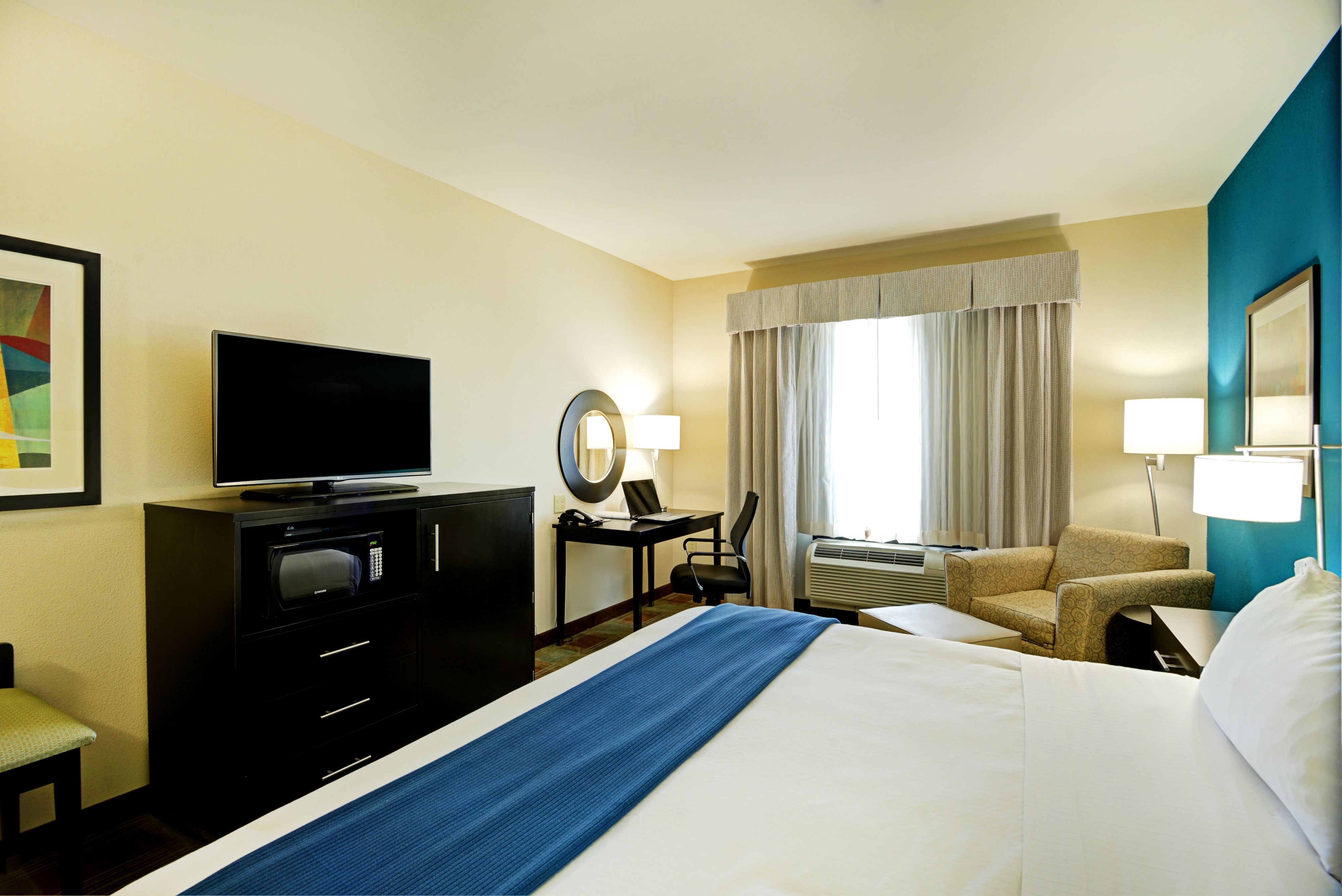 Holiday Inn Express & Suites Houston Northwest-Brookhollow, an Ihg Hotel