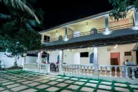 Beach House Hotel