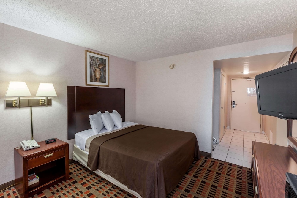 Days Inn by Wyndham Amarillo East