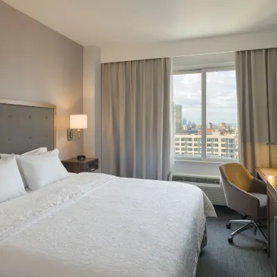 Hampton Inn Manhattan - Times Square South Hotels near Chelsea Park