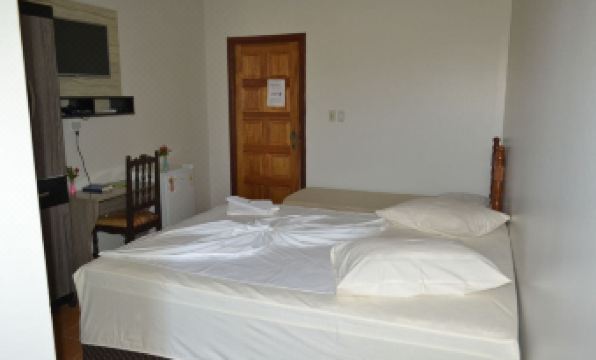 Central Palace Hotel - Housity