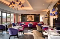 Domaine du Mas de Pierre Hotels in Saint-Paul-De-Vence