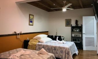 Manaya Bed & Breakfast