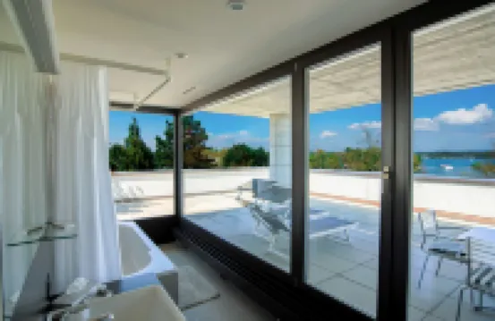 克羅伊茨林根酒店