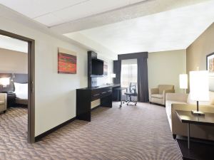 Holiday Inn Express & Suites Colby