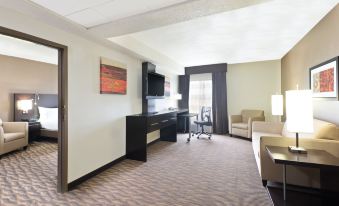 Holiday Inn Express & Suites Colby