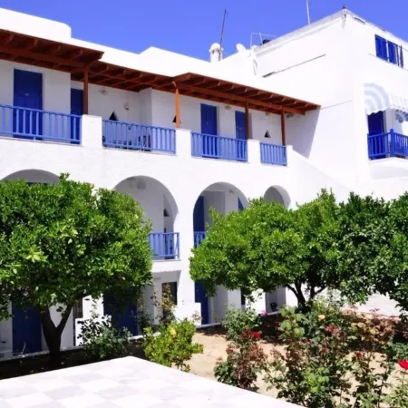 Polos Hotel Paros