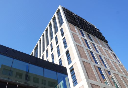 호텔 로비 및 회의실