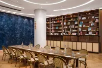 Nautilus Sonesta Miami Beach - Bãi đậu xe