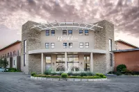 Regal Inn Hotel Midrand Hotels near Johannesburg Grand Central Apt