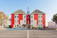 Enzo Hotels Chalons en Champagne Hotel a Jalons