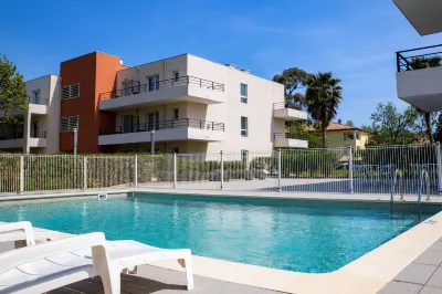 Comfort Aparthotel Cannes Mandelieu Hôtels à proximité de : Compagnie Maritime Napouloise