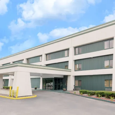 Baymont by Wyndham la Crosse/Onalaska