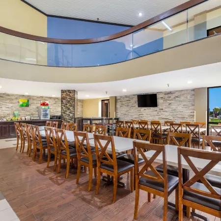 Quality Inn & Suites Florence - Cincinnati South