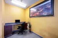 Rodeway Inn & Suites Các khách sạn ở Monticello