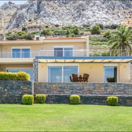 Analisa Luxury Villa