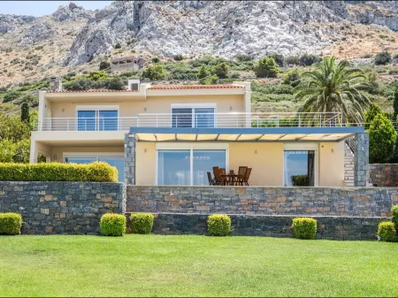 Analisa Luxury Villa