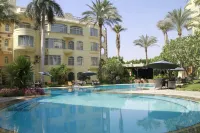 Soluxe Cairo Hotel - 4-Star
