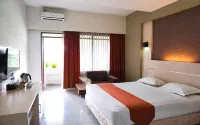 Ramayana Hotel & Restaurant Tasikmalaya Hotel dekat CFD Cilembang