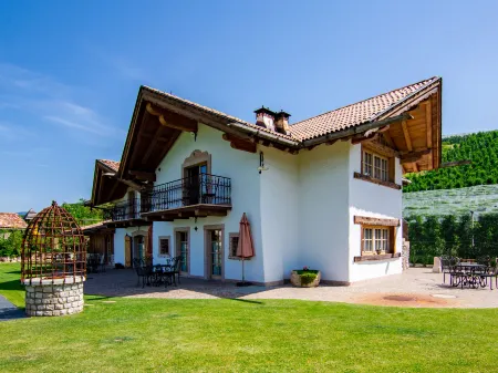 Canada Отели в г. Сандзено