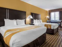 Quality Inn & Suites Warren Hotels in Warren