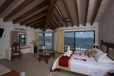 Hotel Punta Serena & Resorts- Couples Only Hoteles cerca de Camping El horno del Catrin
