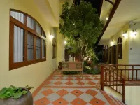 The Golden Wells Residence Chiang Mai Hotels in Mueang Chiang Mai District