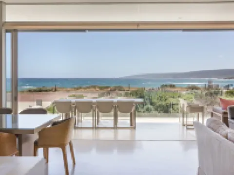 スミス ビーチ リゾート ヤリンガップのホテル