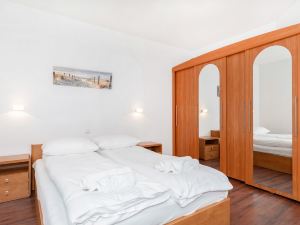 Apartamenty Morskie Oko by Renters