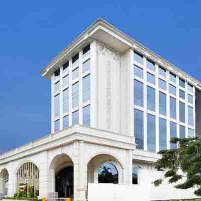 Courtyard Bengaluru Hebbal Hotel Exterior