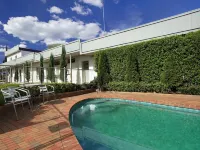Admiralty Inn - Pool