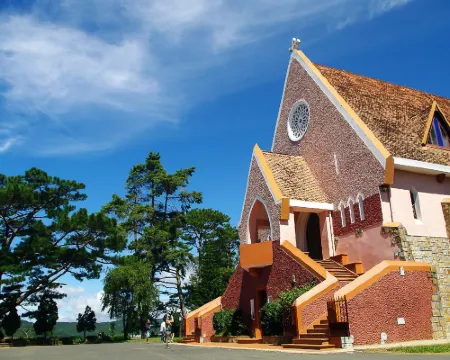 โรงแรม ทีทีอาร์ สกายพูล วิว โรงแรมในด่าหลัต