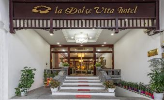 La Dolce Vita Hotel