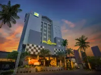 Royal Regantris Cendana Hotels near Tunjungan Mall