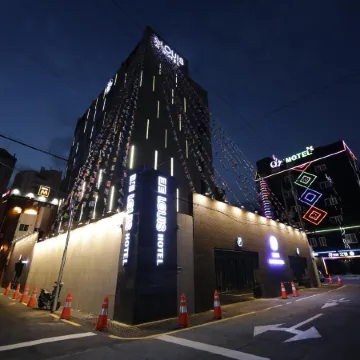 Louis Boutique Hotel