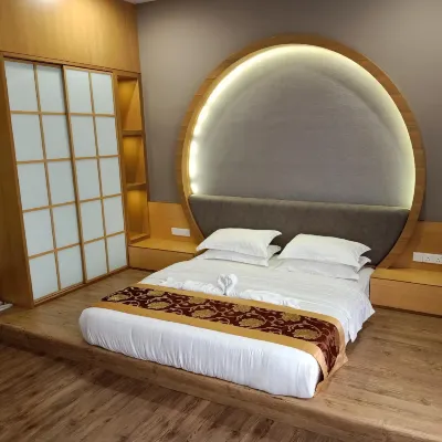 M Global Hotel