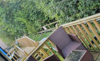 Glamping Hut - Riverview 5