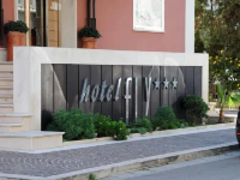 Hotel Fly Casoria otelleri