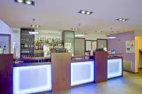 Kyriad Dijon Est - Mirande - bar