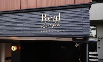 Real Life Sangenjaya Studio 2Pax Shibuya