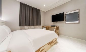 Vallas Hotel & Guest House - Housity