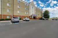 Candlewood Suites WINCHESTER by IHG - parking