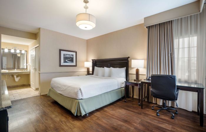 Best Western Corona Hotel  Suites