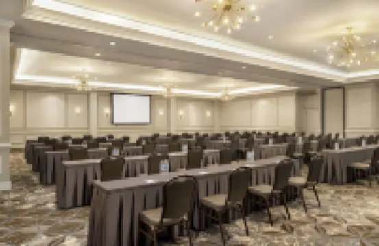 新奧爾良會議中心歡朋酒店及套房