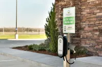 Hampton Inn & Suites Monroe - parking