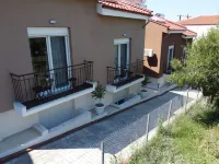 Valery Apartments