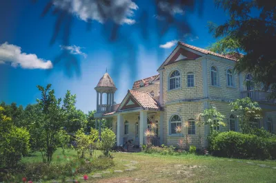 Guzhu Shiyuan Hotels in Хуалянь